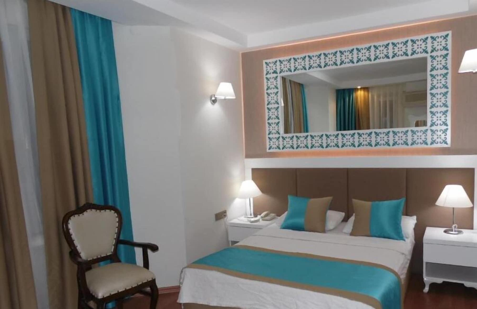 Nasa Flora Hotel Анталия Екстериор снимка
